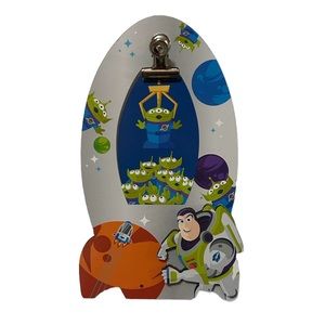 Authentic WDW Magnet/Photo Frame